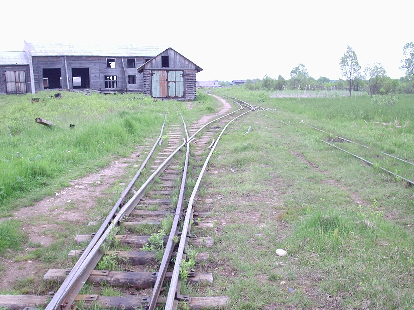 Липаковская узкоколейная железная дорога
— фотографии, сделанные в 2005 году (часть 2) Липаковская узкоколейная железная дорога
— фотографии, сделанные в 2005 году (часть 2)