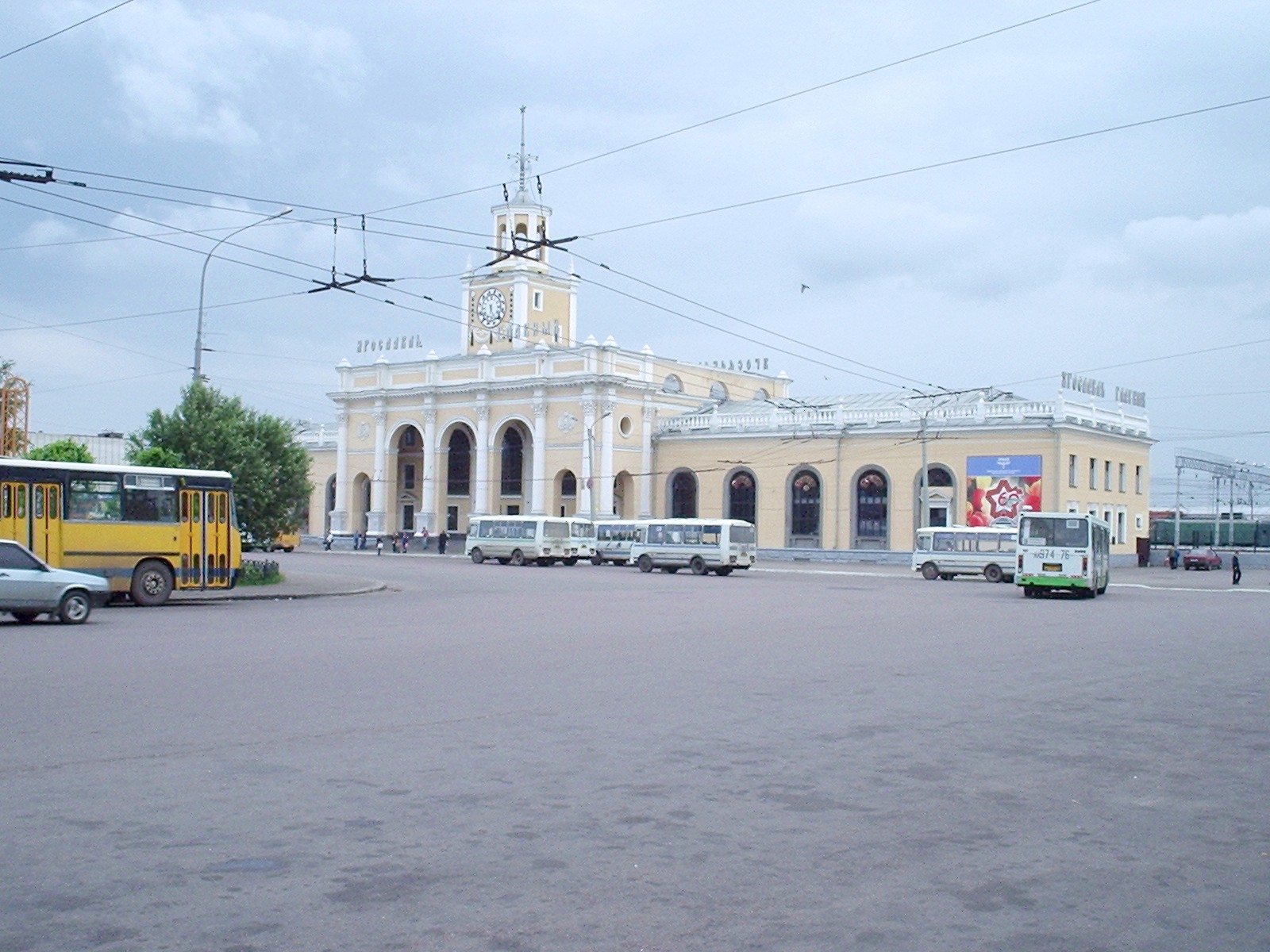 Малая Ярославская детская железная дорога — фотографии, сделанные в 2005 году Малая Ярославская детская железная дорога — фотографии, сделанные в 2005 году
