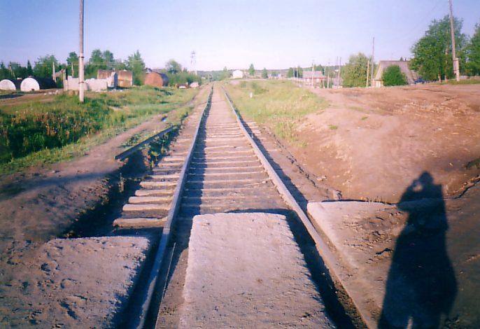 Малошуйская узкоколейная железная дорога - фотографии, сделанные в 2005 году (съёмка аналоговой фотокамерой) Малошуйская узкоколейная железная дорога - фотографии, сделанные в 2005 году (съёмка аналоговой фотокамерой)
