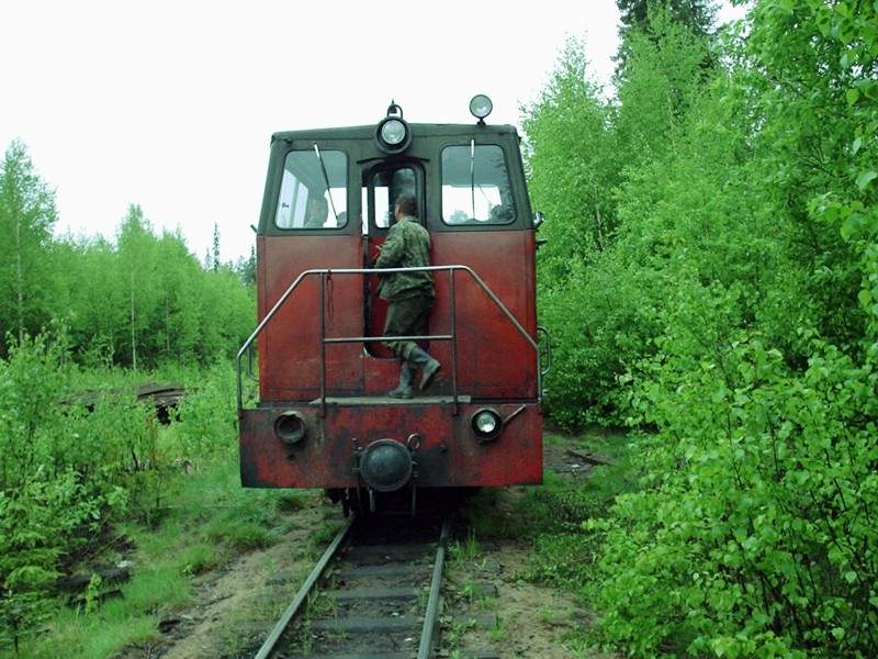 Сывтугская узкоколейная железная дорога - фотографии, сделанные в 2005 году (часть 4) Сывтугская узкоколейная железная дорога - фотографии, сделанные в 2005 году (часть 4)