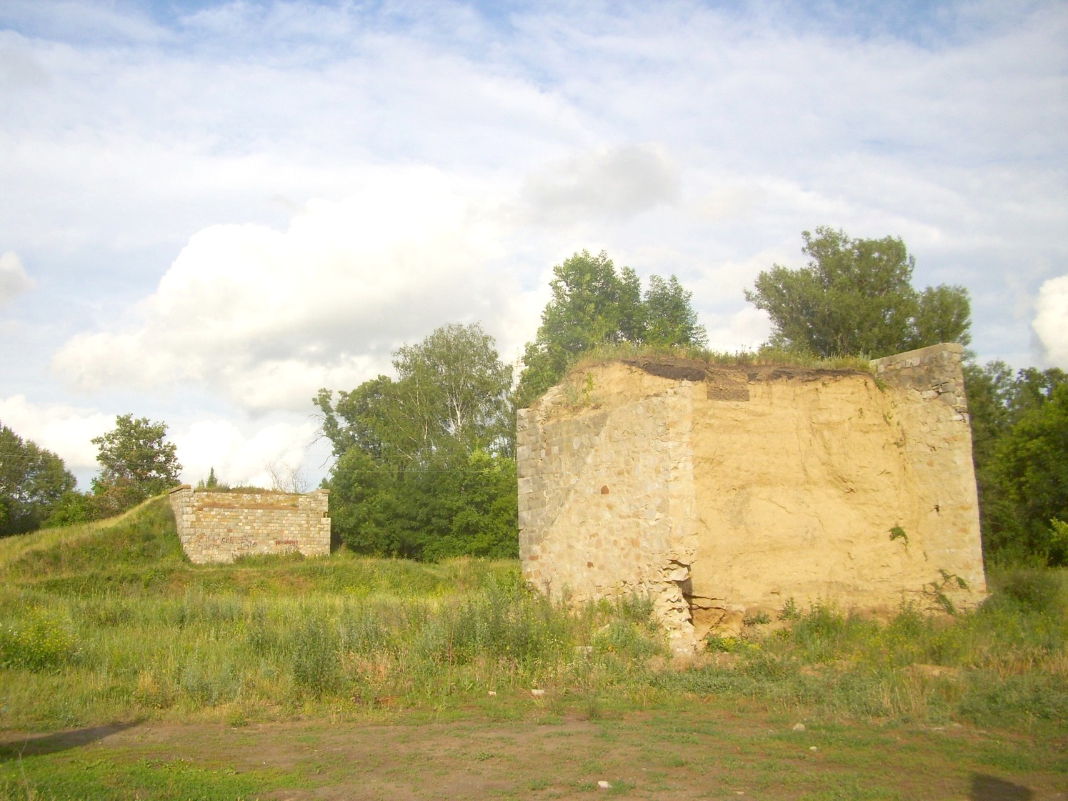 Железнодорожная линия Маково — Глухов — Баничи — фотографии, сделанные в 2011 году Железнодорожная линия Маково — Глухов — Баничи — фотографии, сделанные в 2011 году