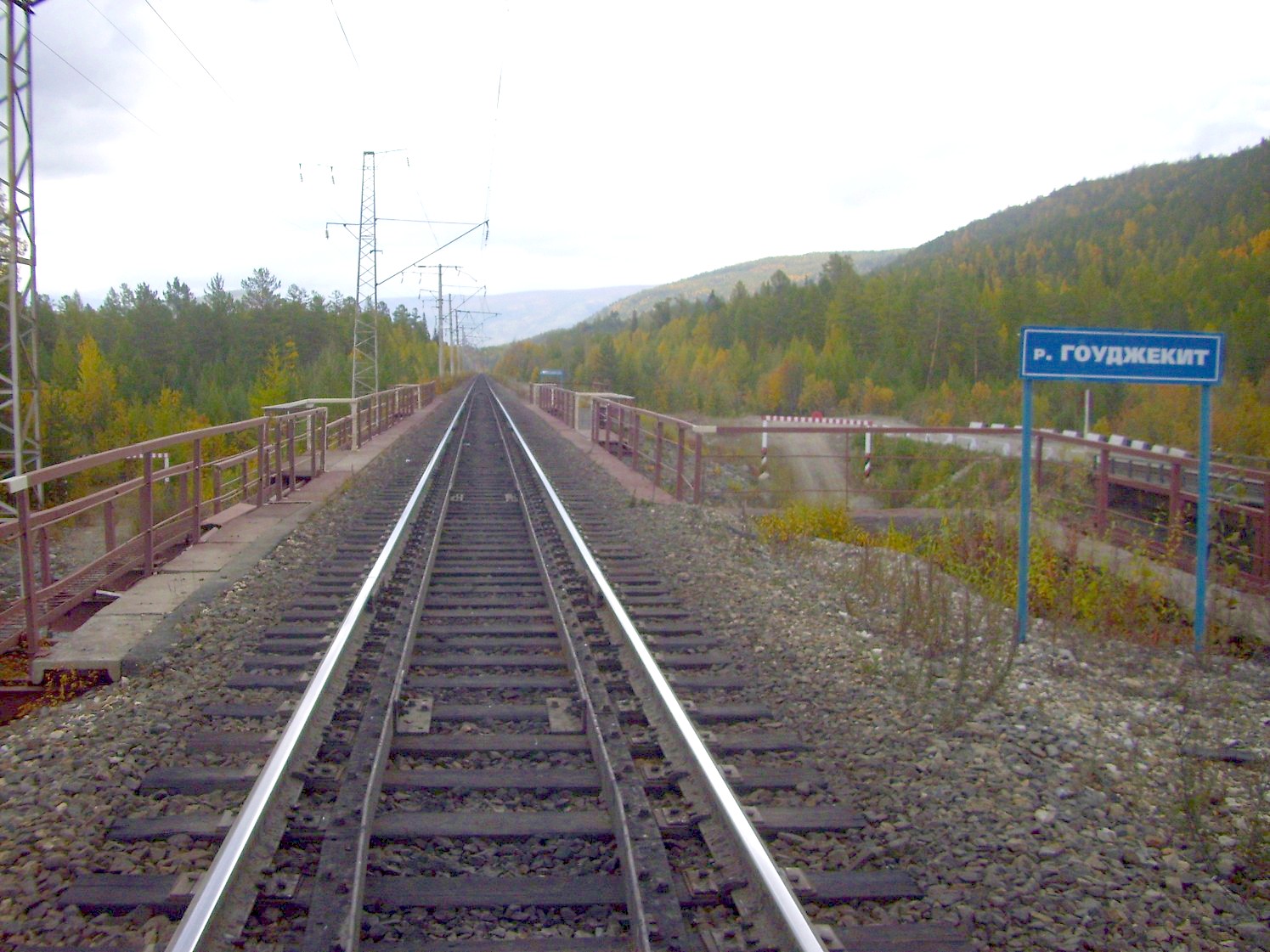 Байкало-Амурская железная дорога
— фотографии, сделанные в 2009 году (часть 26) Байкало-Амурская железная дорога
— фотографии, сделанные в 2009 году (часть 26)