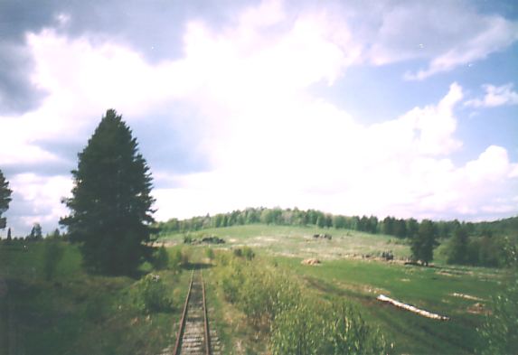 Белорецкая узкоколейная железная дорога — фотографии, сделанные в 2004 году (часть 3) Белорецкая узкоколейная железная дорога — фотографии, сделанные в 2004 году (часть 3)