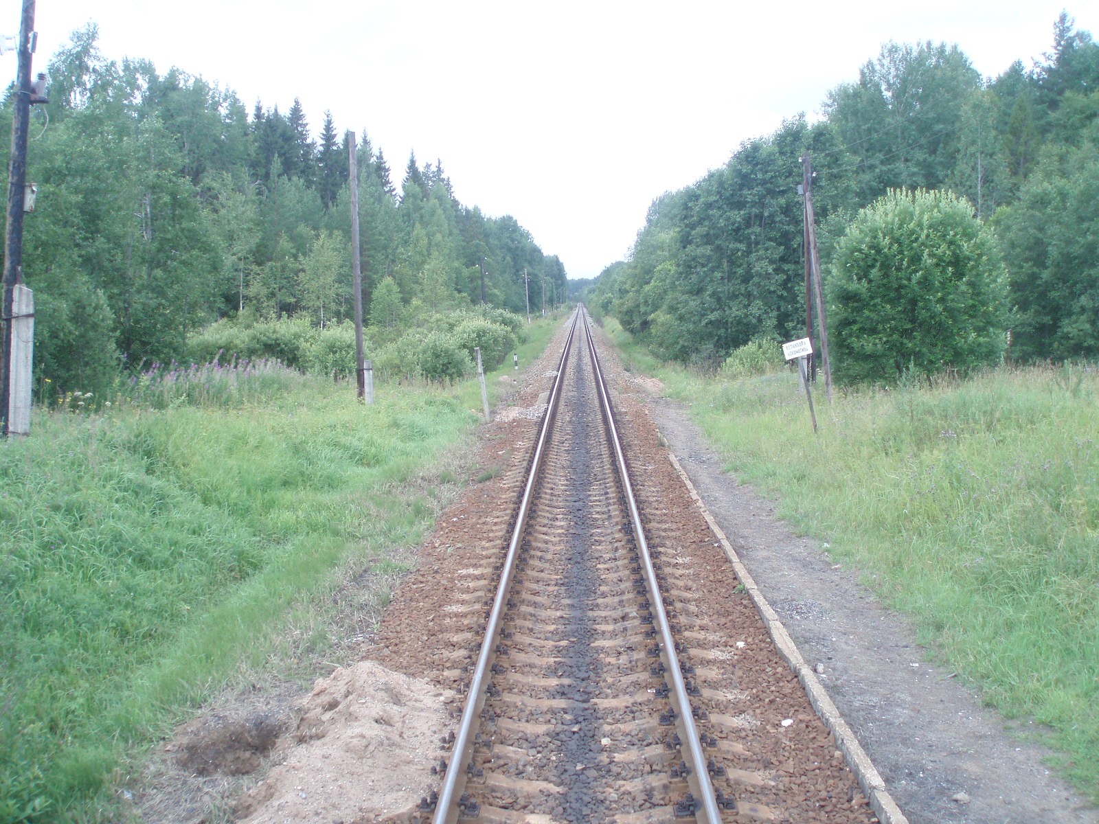 Железнодорожная линия Угловка — Боровичи — фотографии, сделанные в 2006 году Железнодорожная линия Угловка — Боровичи — фотографии, сделанные в 2006 году