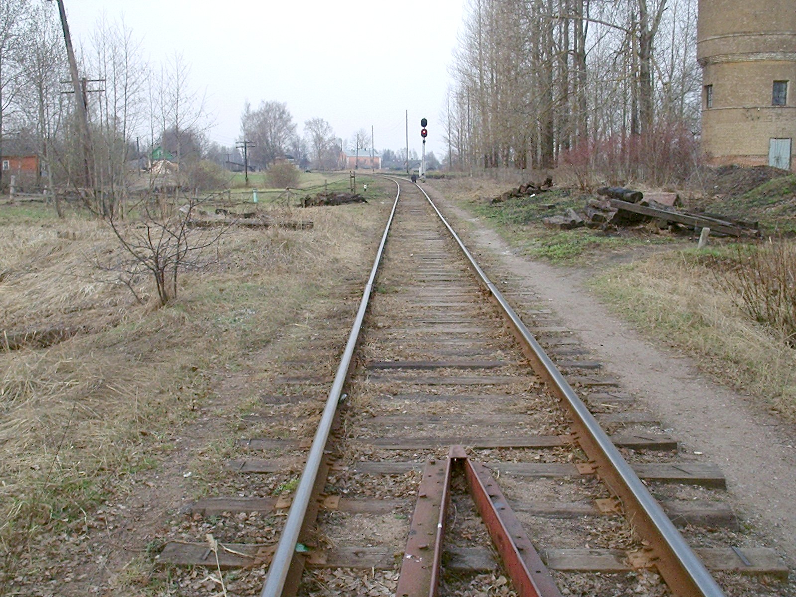 Железнодорожная линия Веймарн — Сланцы — Гдов — фотографии, сделанные в 2006 году (часть 2) Железнодорожная линия Веймарн — Сланцы — Гдов — фотографии, сделанные в 2006 году (часть 2)