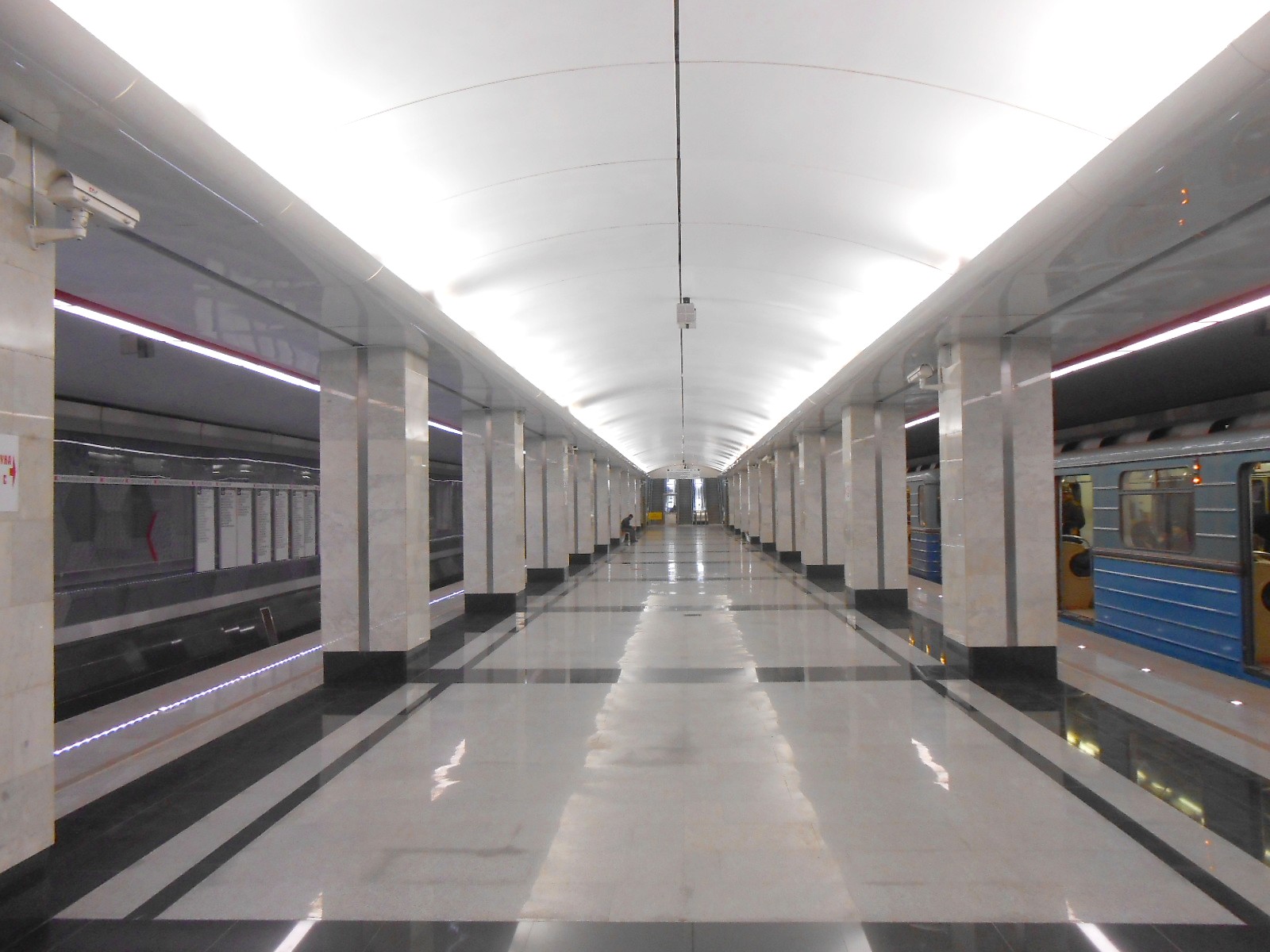 Московский метрополитен, Таганско-Краснопресненская линия, станция «Спартак» Московский метрополитен, Таганско-Краснопресненская линия, станция «Спартак»
