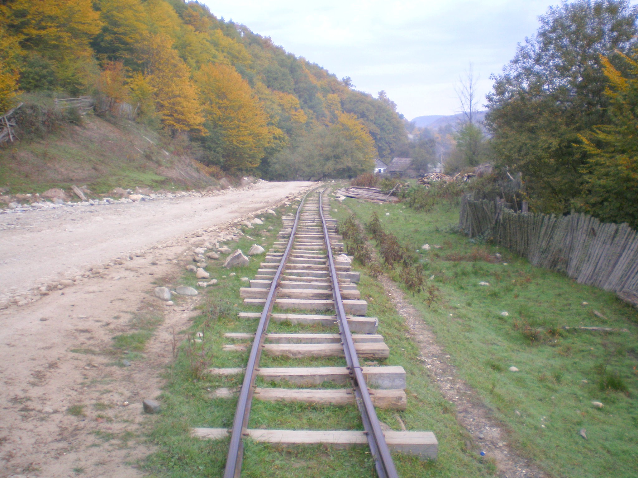 Апшеронская узкоколейная железная дорога — фотографии, сделанные в 2007 году (часть 34) Апшеронская узкоколейная железная дорога — фотографии, сделанные в 2007 году (часть 34)