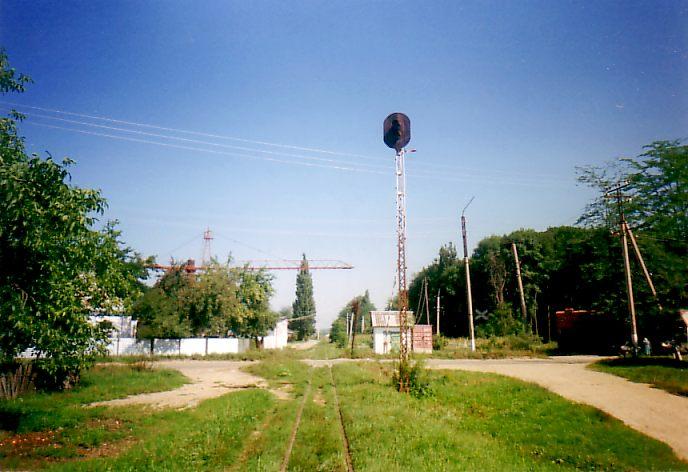 Апшеронская узкоколейная железная дорога — фотографии, сделанные в 2003 году (часть 1) Апшеронская узкоколейная железная дорога — фотографии, сделанные в 2003 году (часть 1)