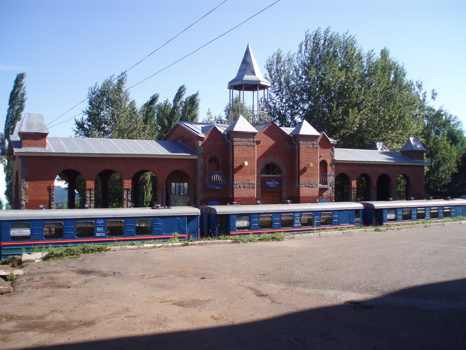 Уфимская детская железная дорога — фотографии, сделанные в 2007 году (часть 1) Уфимская детская железная дорога — фотографии, сделанные в 2007 году (часть 1)