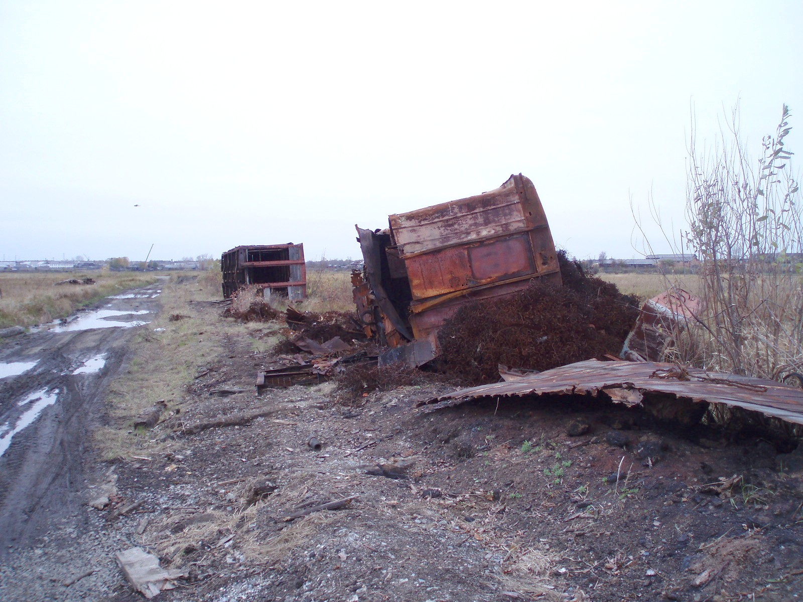 Соловьёвская узкоколейная железная дорога — фотографии, сделанные в 2006 году (часть 4) Соловьёвская узкоколейная железная дорога — фотографии, сделанные в 2006 году (часть 4)