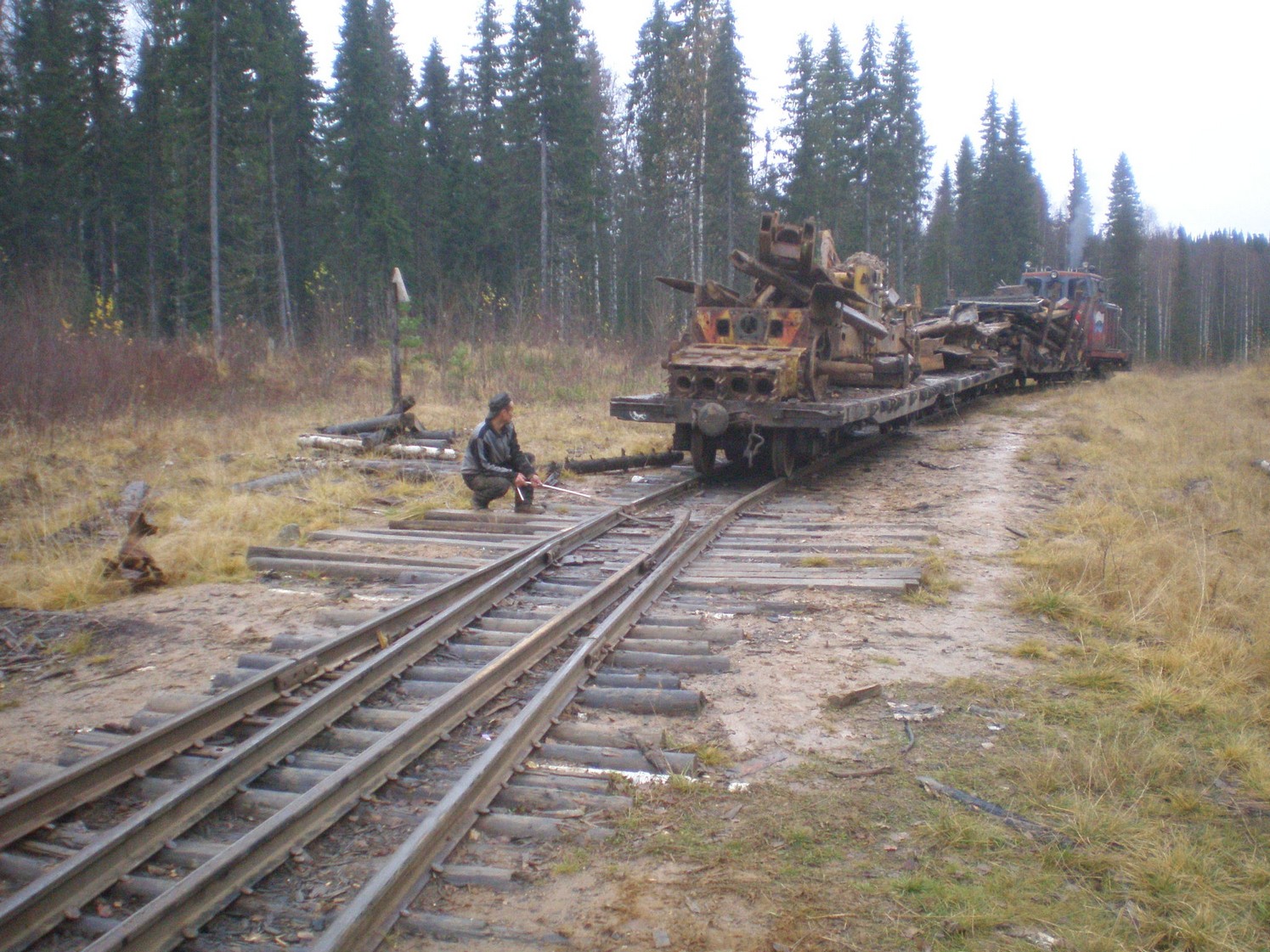 Пильвенская узкоколейная железная дорога — фотографии, сделанные в 2008 году (часть 34) Пильвенская узкоколейная железная дорога — фотографии, сделанные в 2008 году (часть 34)