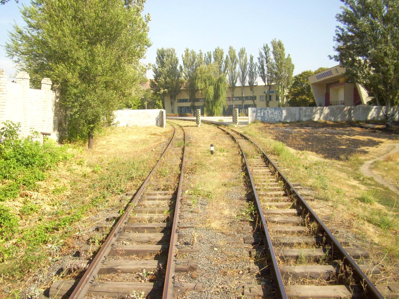 Донецкая детская железная дорога — фотографии, сделанные в 2010 году (часть 4) Донецкая детская железная дорога — фотографии, сделанные в 2010 году (часть 4)