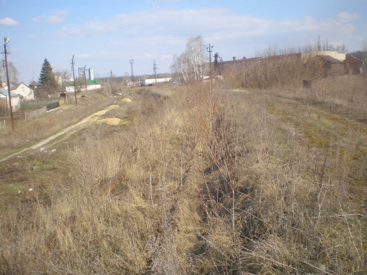 Железнодорожная линия Графская — Рамонь — фотографии, сделанные в 2009 году (часть 1) Железнодорожная линия Графская — Рамонь — фотографии, сделанные в 2009 году (часть 1)