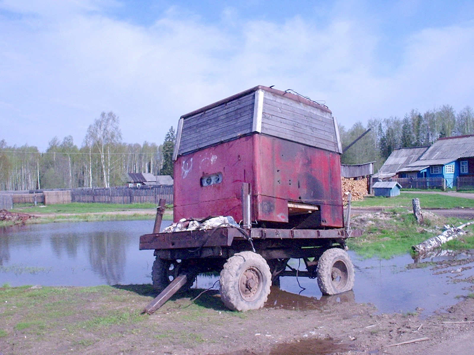 Заборская узкоколейная железная дорога — фотографии, сделанные в 2005 году (часть 2) Заборская узкоколейная железная дорога — фотографии, сделанные в 2005 году (часть 2)