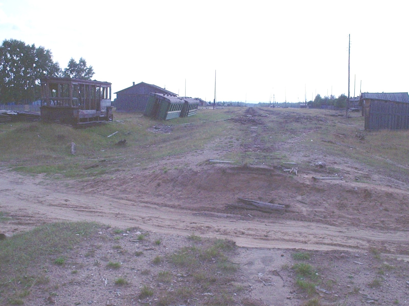 Сурская узкоколейная железная дорога — фотографии, сделанные в 2005 году (часть 2) Сурская узкоколейная железная дорога — фотографии, сделанные в 2005 году (часть 2)