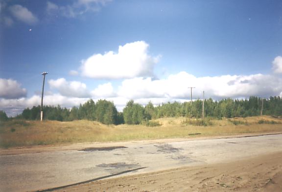 Лопьинская узкоколейная железная дорога — фотографии, сделанные в 2004 году Лопьинская узкоколейная железная дорога — фотографии, сделанные в 2004 году